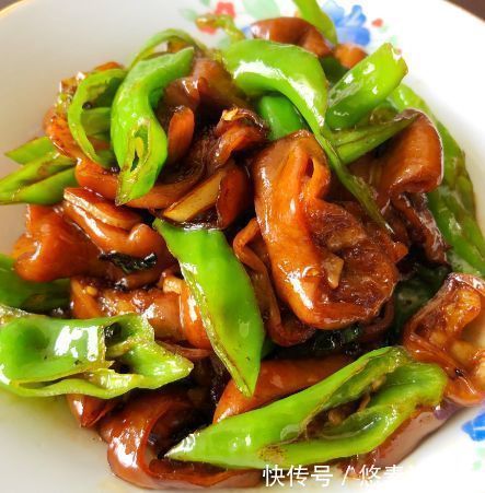 给周末聚餐准备了几道美味好菜,有荤有素还有汤,家人都满意