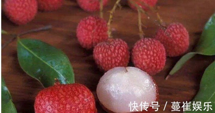 水果|比桃子还营养的水果!女人吃了补血养颜,老人吃了提高抵抗力