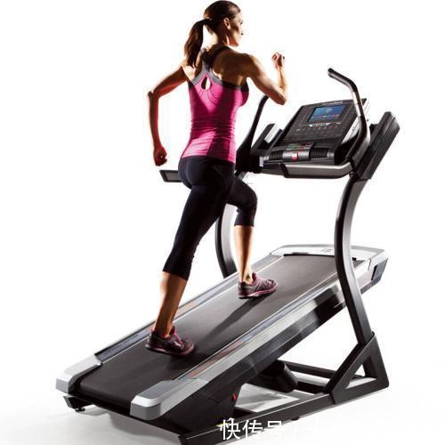 身材|从195斤胖妹到美少女,她减了70斤,身材堪比超模,教你来减