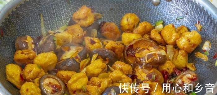 鹌鹑蛋被称“动物中的人参”,要做给孩子吃,教你最营养简单做法!