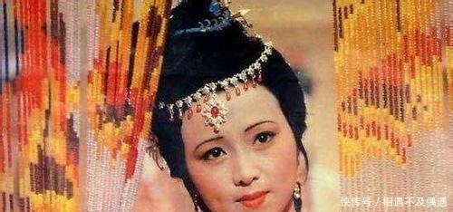 黛玉前世是绛珠仙草, 宝玉前世是神瑛侍者, 都不如秦可卿的身份!