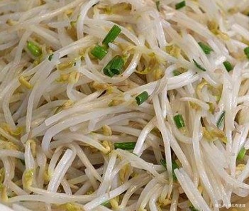 口感清脆、清淡可口,孩子最爱吃的一道家常菜,可清热明目