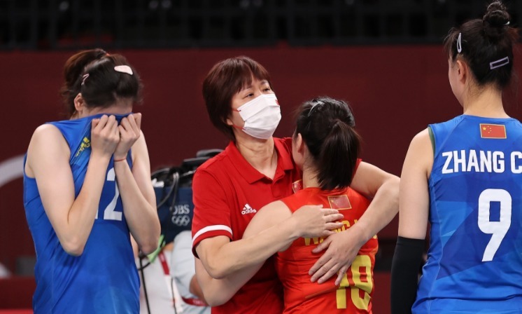 球員們|郎平調(diào)侃隊員落淚！詳解朱婷傷勢之謎：韌帶撕裂，被美國等隊迷惑