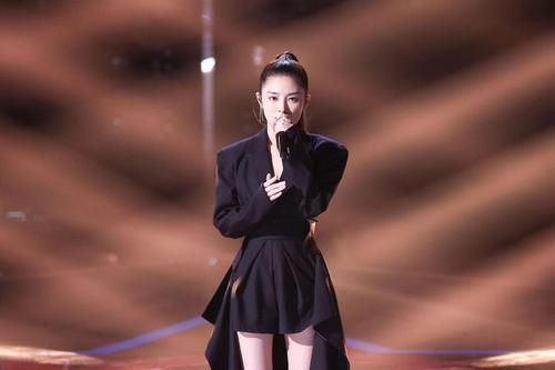 “好声音”八强争霸赛赛制升级,学员们将面对200位观众打分