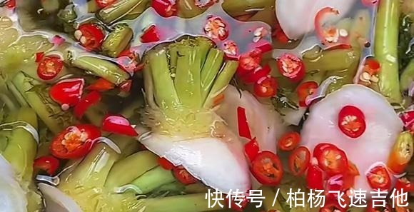 这菜全身都是“宝”，将菜头加料汁泡一晚，酸辣脆爽，别不懂吃！