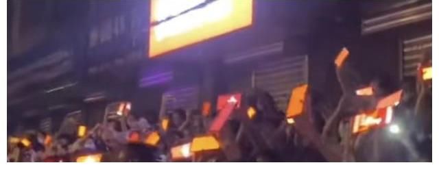 路人|肖战粉丝被路人称赞，环保“红海”万众瞩目，假粉却出来搞事情