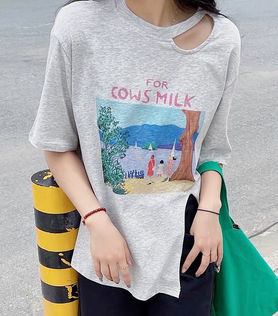 t恤|别再卷衣角了!今年流行“剪一刀”,显瘦时髦还高级