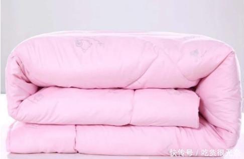 家里被子睡久了有“味道”教你简单处理,不用晒洗,干净除异味