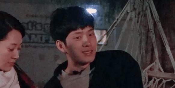 我是谁？我在哪儿？明星间的尴尬对话，原地抠出一套三室一厅