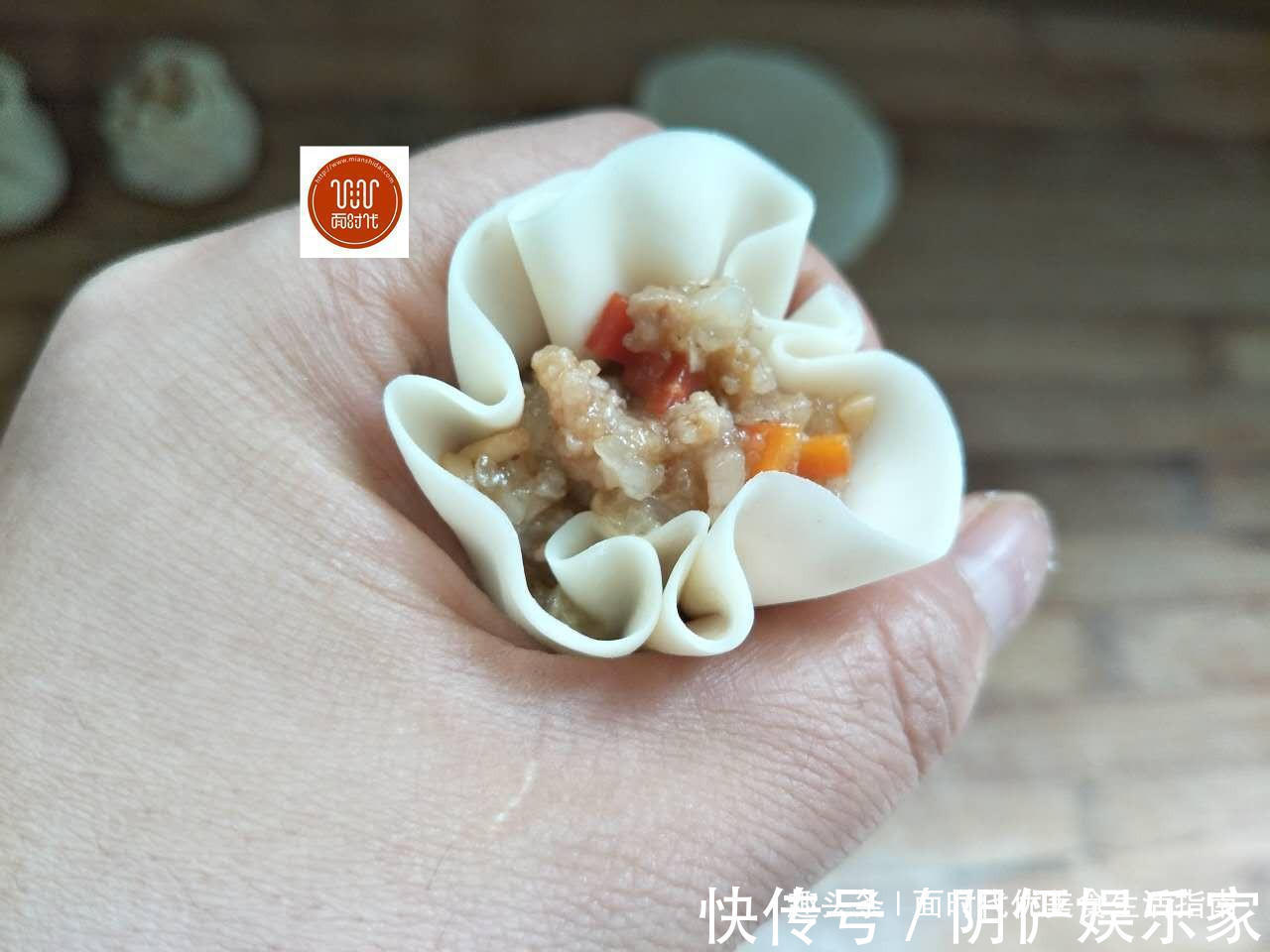 不用擀面,10分钟出锅,比饺子更好吃,更简单,儿子天天都吃不腻