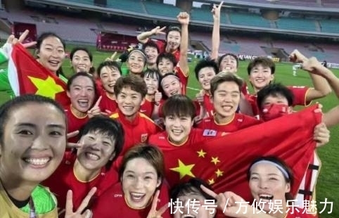 女足亚洲杯|中国女足逆转夺冠,唐佳丽张琳艳应居首功,水庆霞彻底打脸贾秀全