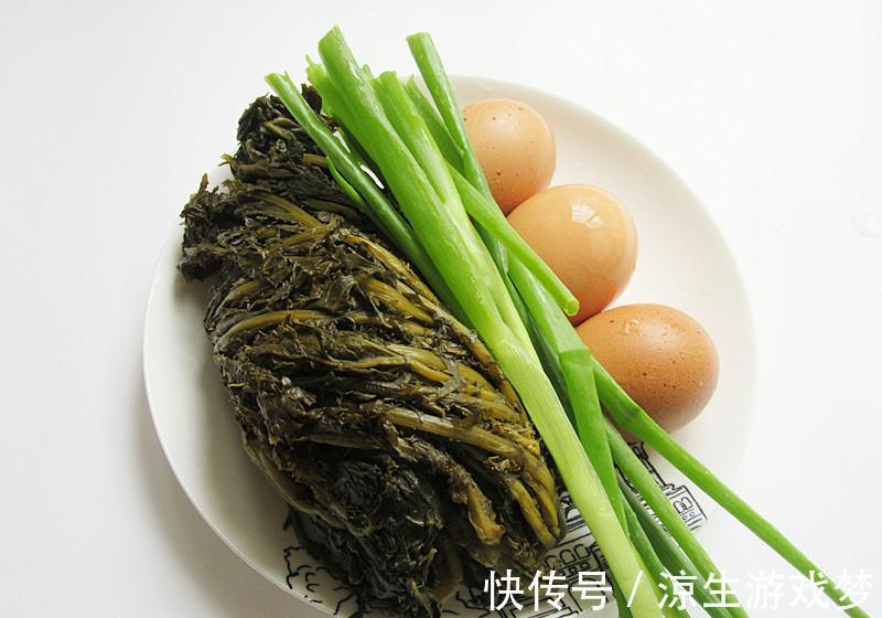 别看它是佐餐的咸菜,加上鸡蛋,就是人人都夸的一道开胃下饭菜