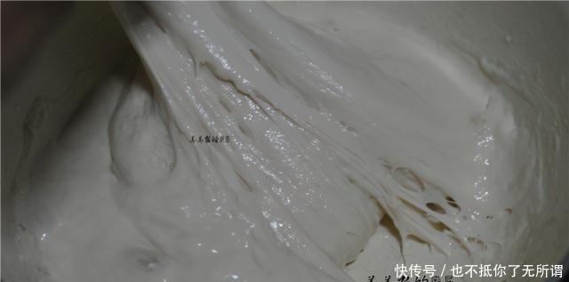 韭菜饼松软有诀窍,教你饭店不外传做法,个个柔软蓬松,真解馋!