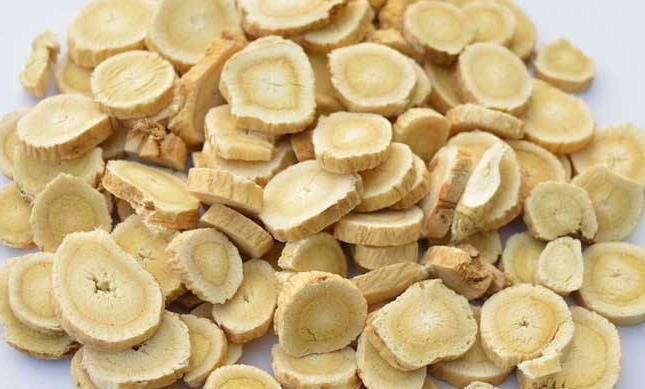 白芍|妇科炎症别担心,多用4味中药泡水喝,补气血,子宫也更健康