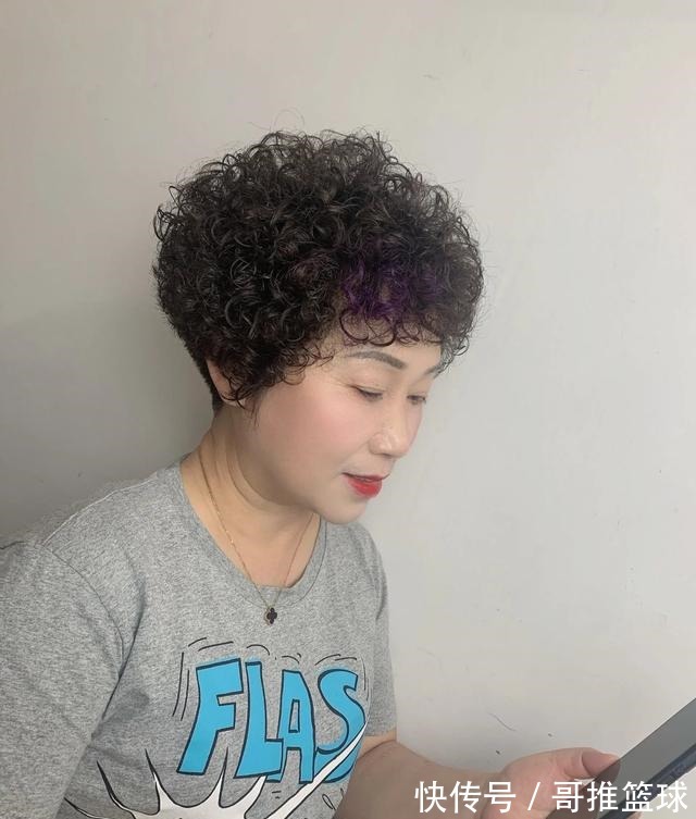 长发 100多款新精选热点发型,烫染剪全都有,要不要挑一款!