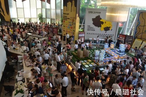 炒房|业主几次降价，半年仍没有卖掉！中介：价格太高，至少再降10万