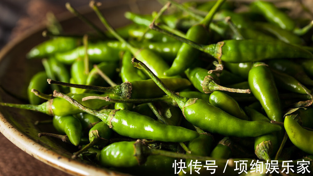 想吃|腌辣椒想吃不用出去买,教你3个小技巧,香辣味十足,好吃又下饭
