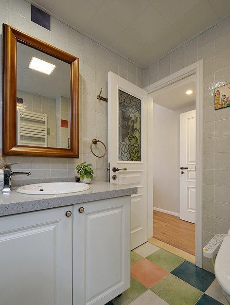 踢脚砖|装完新房才知道，卫生间地砖应该这么搭才好看！