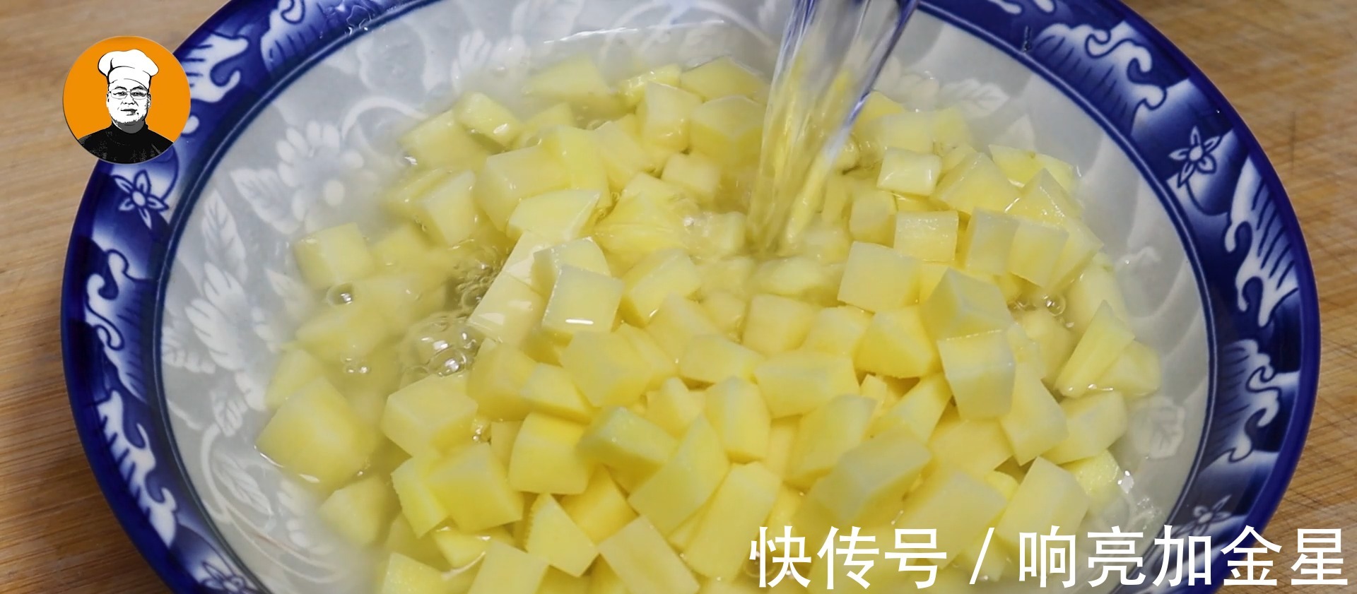 天气变冷,学会这锅懒人焖饭太方便了,饭菜一锅出,营养又美味!