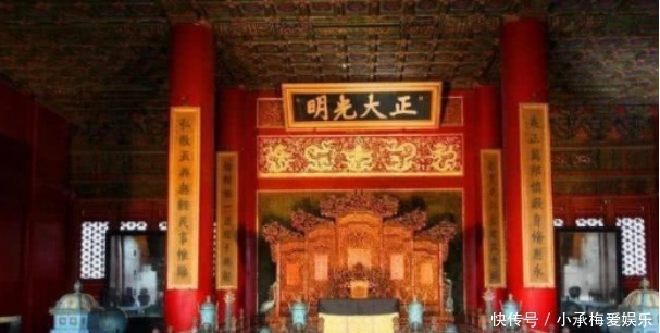 故宫太和殿的龙椅可以传世500多年,它究竟是什么材质做的?