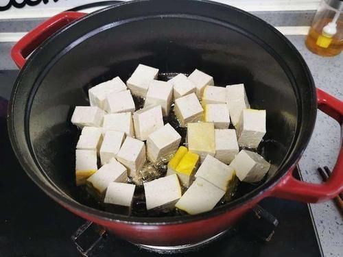 超市的猪肉很便宜,为什么市场的就很贵,卖菜的人才知道的内幕