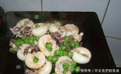 猪肉|它叫鱼却不是鱼,和猪肉一起煲汤,滋补润燥又营养,对女人尤其好