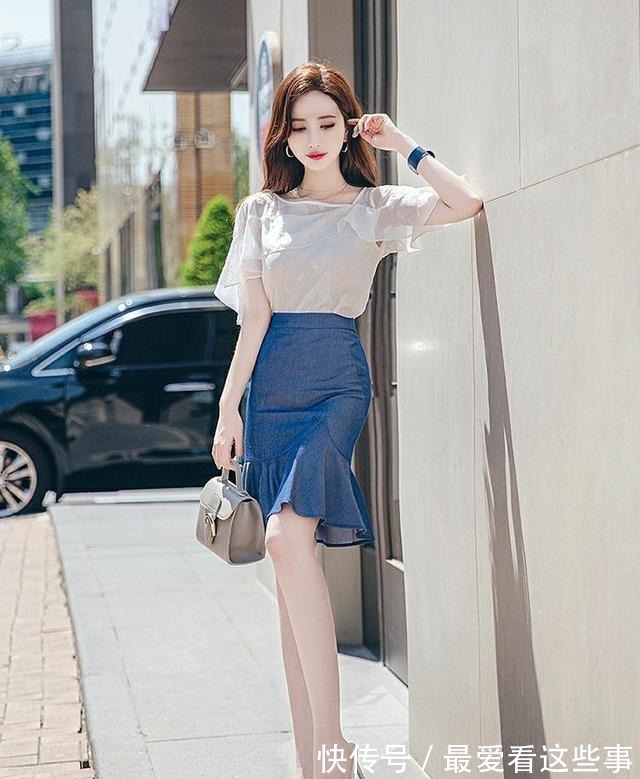 上衣 短袖雪纺上衣搭配牛奶鱼尾包臀裙,穿搭出小清风的感觉!