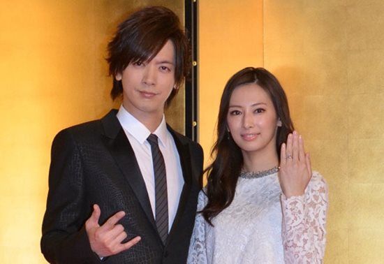 新垣结衣星野源 逃耻婚 成真 10对日本假戏真做明星夫妻 快资讯