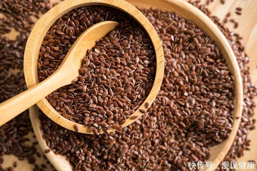 粗粮|要想控制血糖，饮食是“关键”！3个误区若不纠正，血糖还会飙升