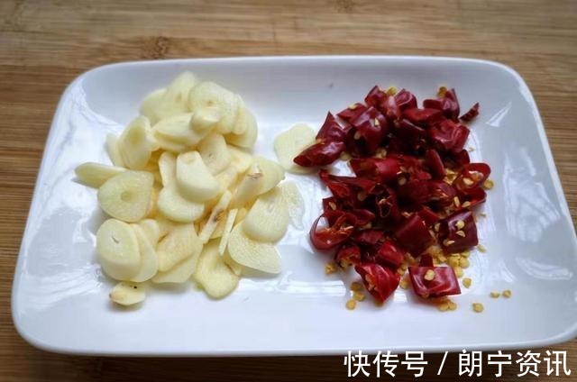 南瓜|入秋后，这碱性蔬菜要常吃，含钙量是南瓜的4倍，却才2元一斤