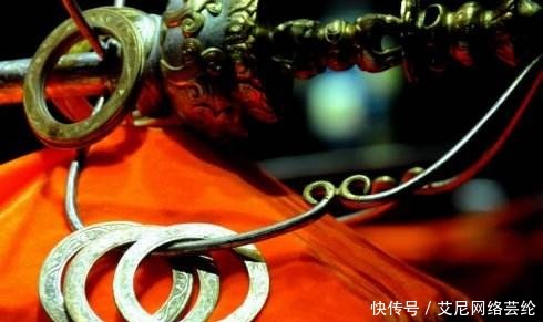 日本|法门寺地宫挖出一根4斤多的“金箍棒”,打脸日本专家,为国争光