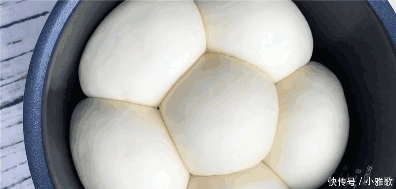面食达人教你用电饭锅做早餐馒头, 比蒸出来的更香, 做法还简单