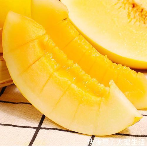 大黄|年过50想长寿就要会吃,尤其是这几种“软黄金”,营养高还好吸收