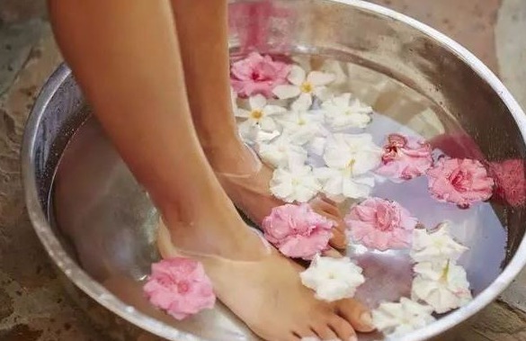 健康|血压高小苏打洗脚5天治好高血压,10年未犯!高血压患者了解下