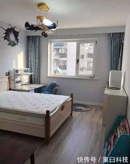 实用|老公不听劝非要在门口砌半堵墙，装好后发现太实用了，晒晒！