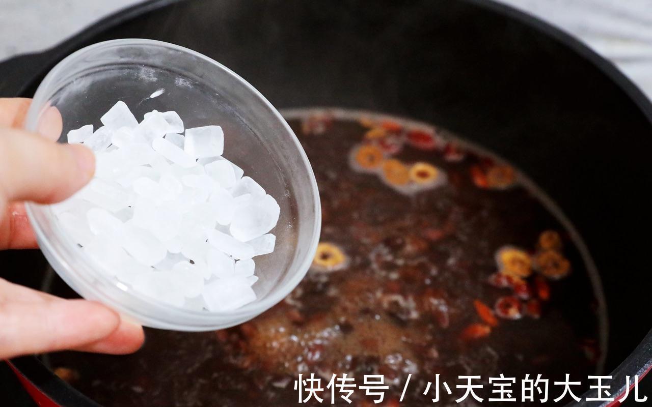 天冷了，红豆桂圆红枣枸杞小丸子学起来，养颜又暖身