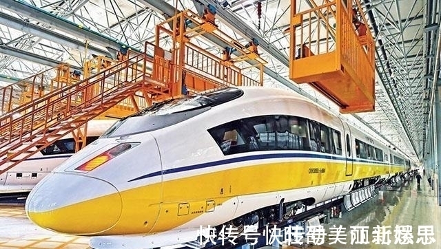 目光&西方人疑惑:给西部修铁路又不赚钱为何还不停的修?看国家的考量