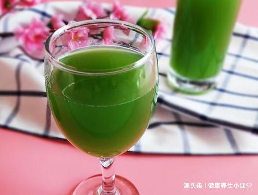 芹菜汁|“失眠天敌”被发现，每天喝一杯，入睡不费力，一觉睡到天亮