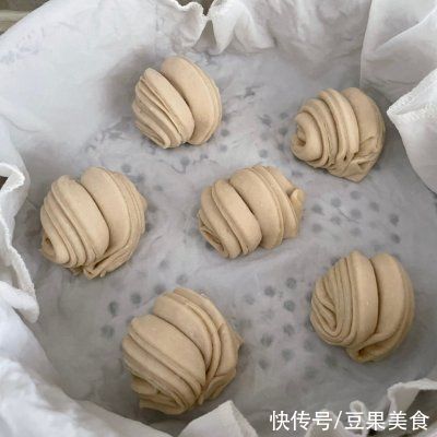 一家人|全麦花卷健康营养、不油不腻，一家人晚饭吃真舒服