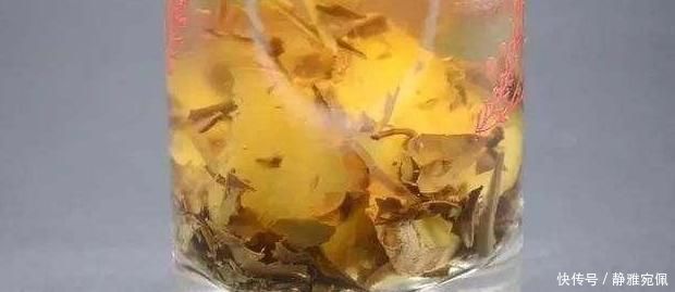 茶叶水中加几片生姜，作用很强大，喝1次可以省几百元！