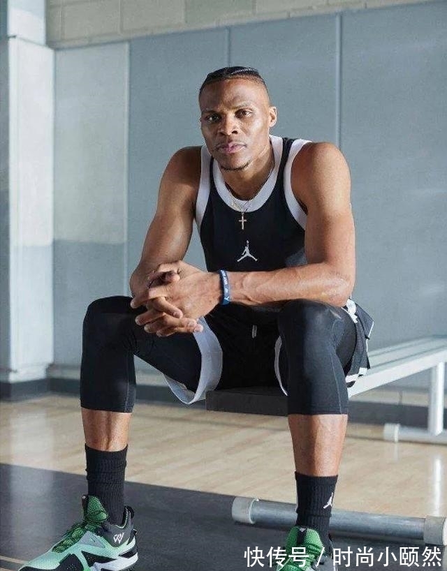 nba NBA球员上脚:威少的全新支线球鞋,鞋带和后跟设计很帅