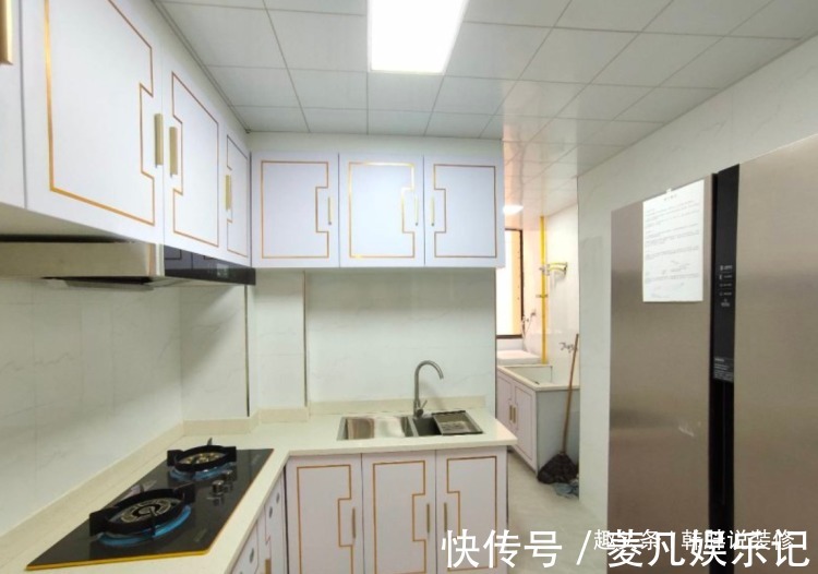 瓷砖|“洁癖癌”晚期的老婆，家里收拾得台面空无一物，进门都不敢乱踩