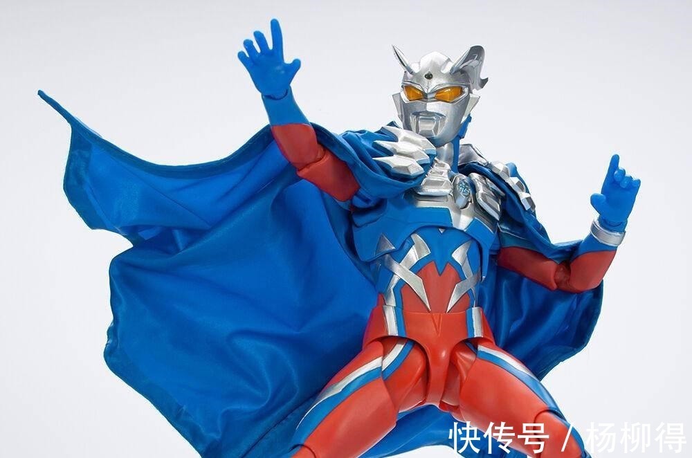 泽塔奥特曼|披风赛罗奥特曼手办周边官博详解 想比我帅气还早两年万年呢