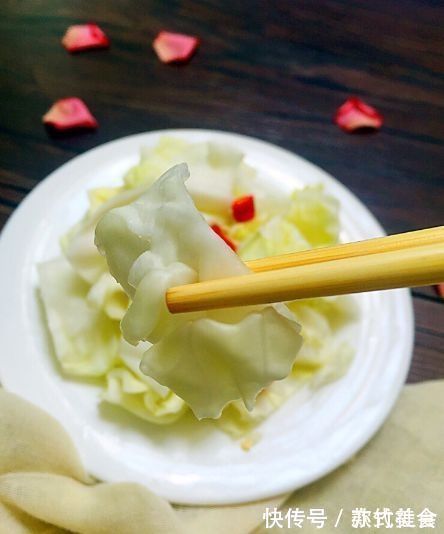 圆白菜|此菜是大鱼大肉的“死对头”，清脂刮油又补钙，越吃越舒服