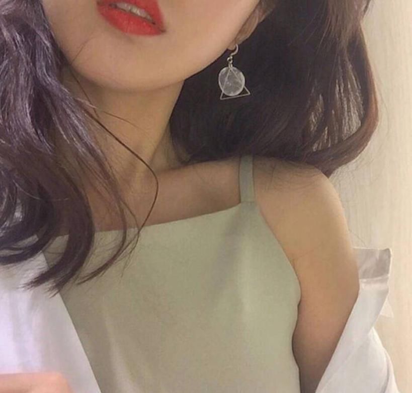 女生有这3习惯,身上体香会很浓,尤其第2种,男生都会想靠近