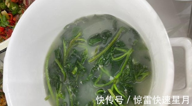 靳梦佳|中餐厅开始营业啦，一桌菜好吃又下饭，看着就流口水！