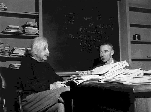 身边|苏联最美女间谍，潜伏在爱因斯坦身边多年，只为窃取原子弹机密