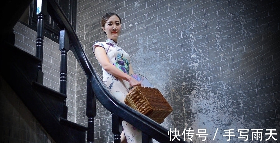 龙光塔!写七绝难不难?入秋有感之原创七绝10首,信手拈来,欢迎同写