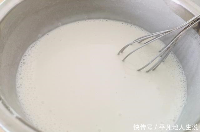 这个真的是我做过最简单的甜点,满满的椰香,又Q又弹