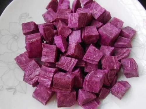 怀孕|当你怀孕了,4种“零食”尽量吃,宝宝出生后或像洋娃娃那样漂亮